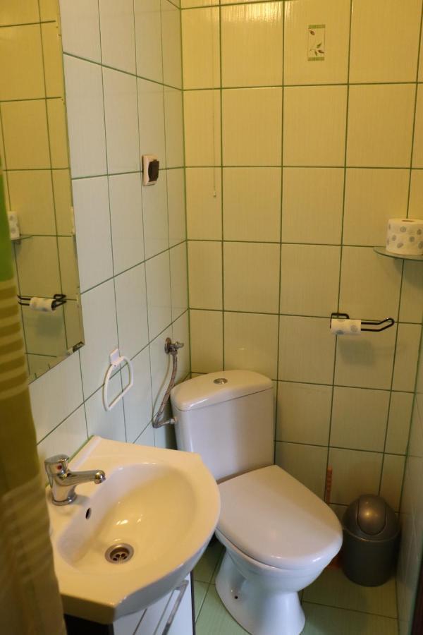 Wynajem Pokoi Kroscienko Halina Stolowska Hotel Екстериор снимка